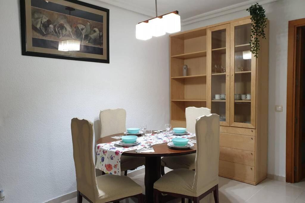 Beautiful And Cozy Apartment In Seville. ภายนอก รูปภาพ